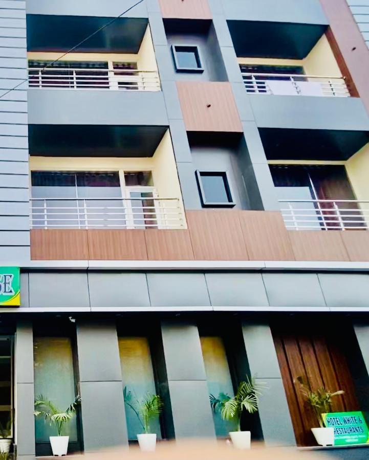 Stay Near Golden Temple By An Hotels Amritsar Exterior foto