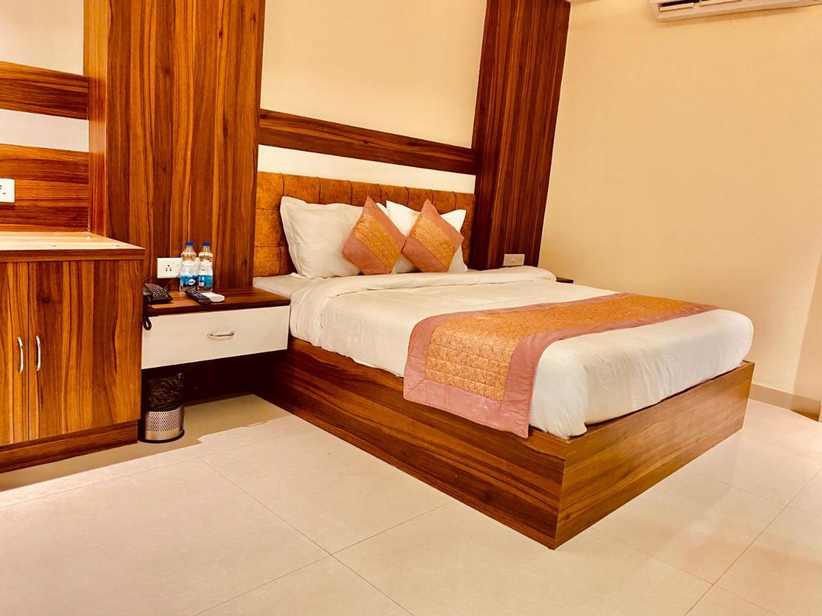 Stay Near Golden Temple By An Hotels Amritsar Exterior foto
